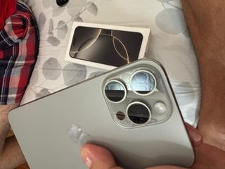 iPhone 16 Pro Max 256GB Plata