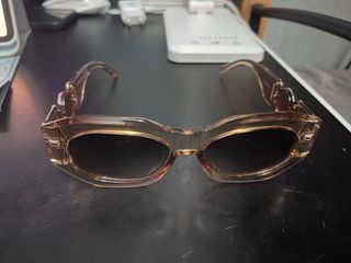 Gafas de sol marrones