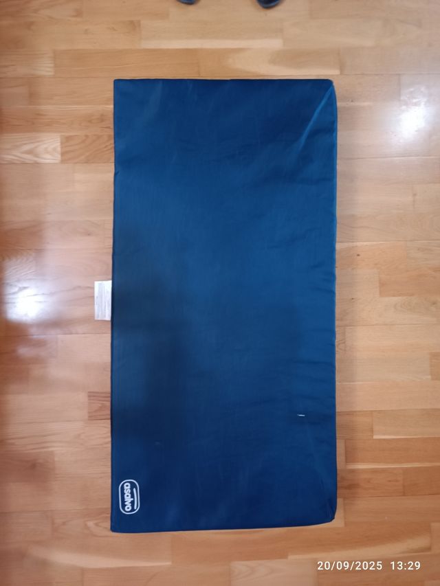 Colchoneta azul para parque infantil 1m de Asalvo