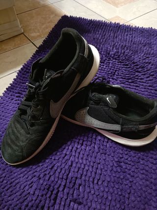 Deportivas Nike Futbol Sala Negras/Grises