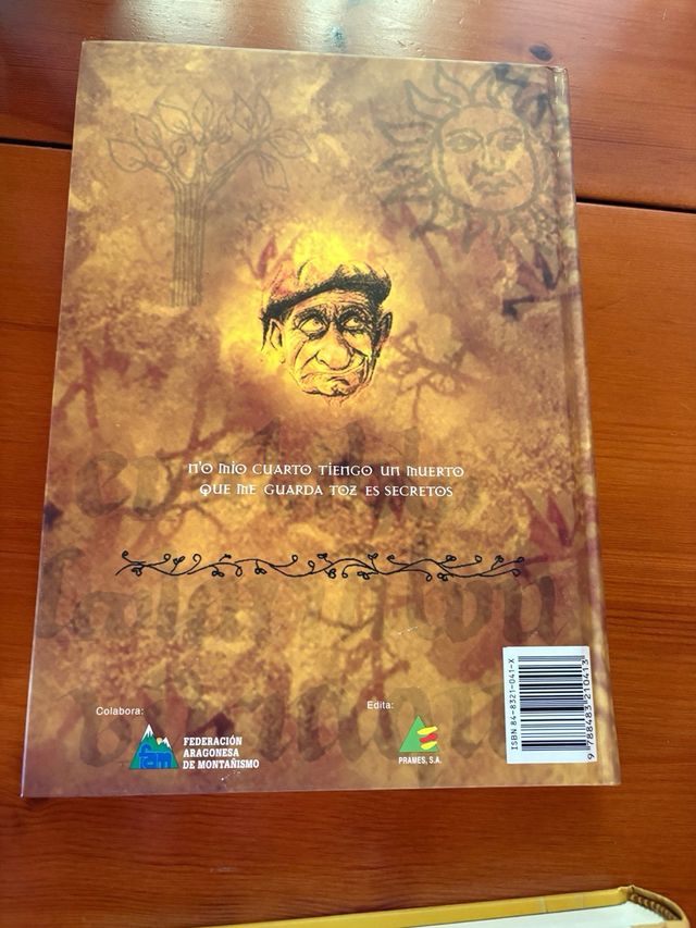 - Mil años de cuentos de miedo y mitología