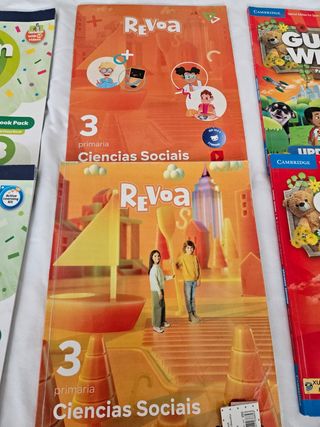 Ciencias Sociais. 3 Primaria. Revoa
