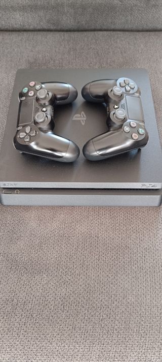 Consola PS4 (PlayStation 4) Negra slim 1TB