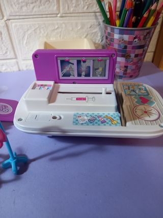 Ambulanza Pinypon rosa