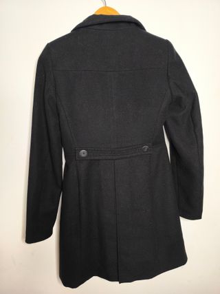 Abrigo negro Zara talla XS