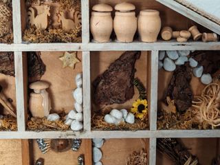 Presepe su casetta in legno