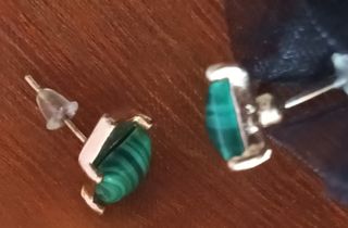 Pendientes Cuadrados de Malaquita y Oro.nuevos