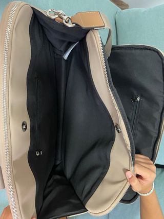 Maletín para portátil beige y gris, SIN USO ALGUNO