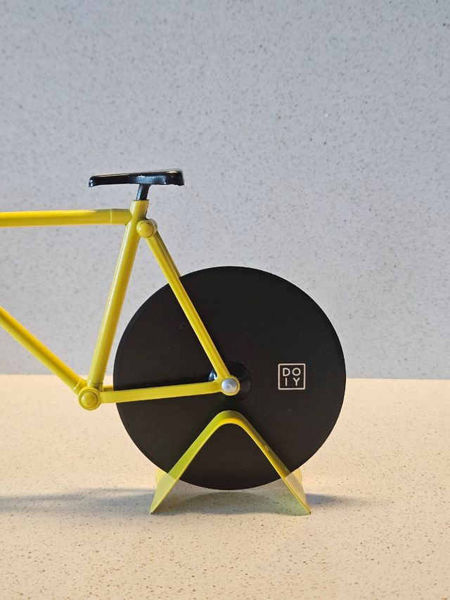 The Fixie cortador de pizza DOIY