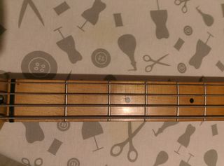 Bajo Eléctrico Vintage Activo