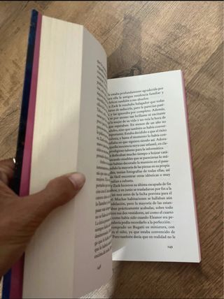 El vestido de novia / The Wedding Dress (Spanis...