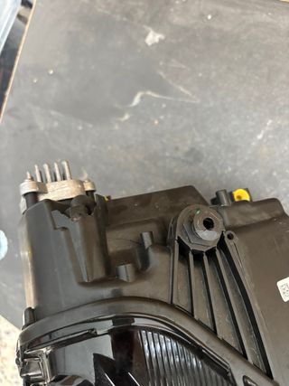 Faro Derecho Skoda Karoq 2021-