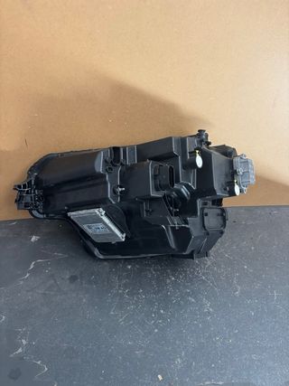 Faro Derecho Skoda Karoq 2021-