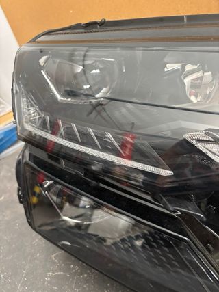 Faro Derecho Skoda Karoq 2021-