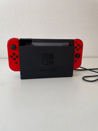 Nintendo Switch Roja + 3 Juegos Mario