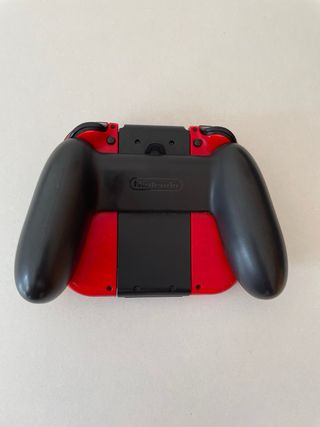 Nintendo Switch Roja + 3 Juegos Mario