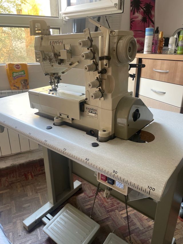 Máquina de coser industrial Kansai