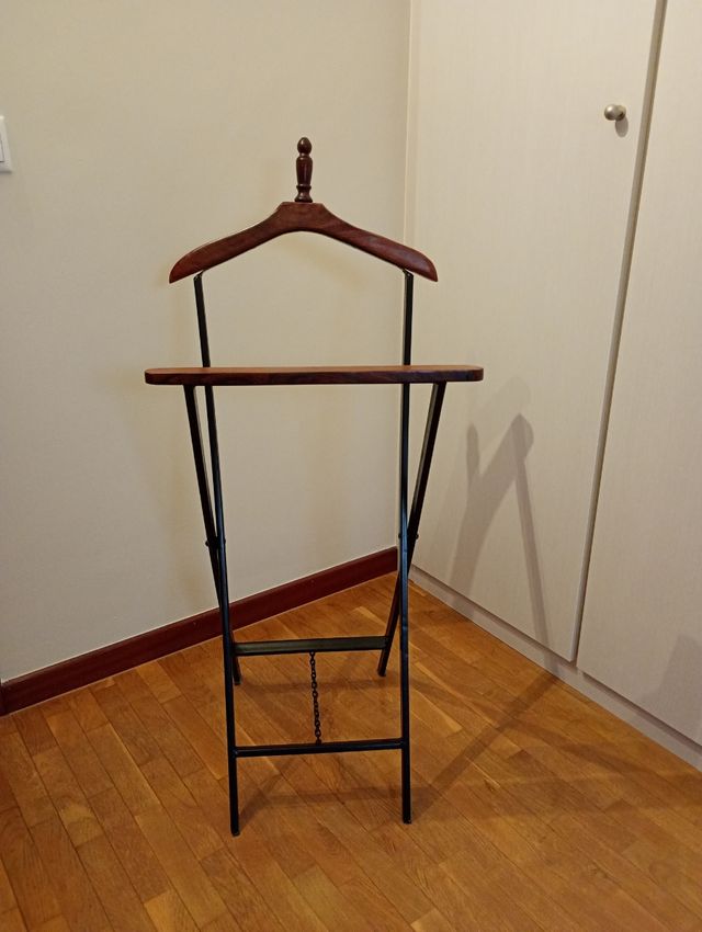 Galán de noche madera y metal