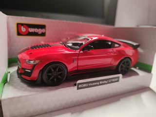Ford Mustang Shelby GT500 1:32 Burago