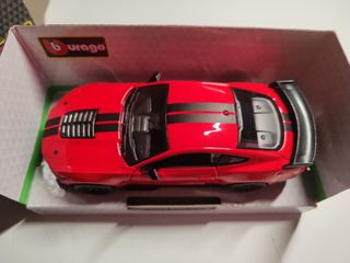 Ford Mustang Shelby GT500 1:32 Burago