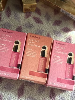 Rare Beauty Soft Pinch Dewy Liquid Blush - Happy