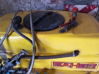 Cuba suspendida 400L SAHER