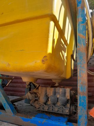 Cuba suspendida 400L SAHER