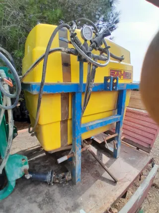 Cuba suspendida 400L SAHER