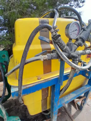 Cuba suspendida 400L SAHER