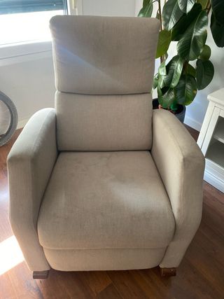 Sillón mecedor cómodo