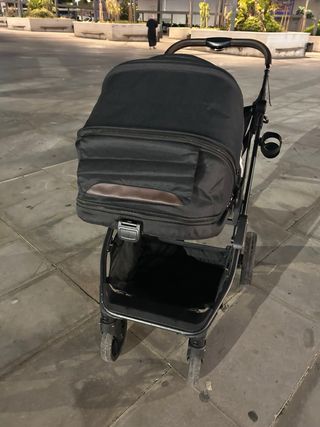 Carrito de bebé très piezas muy poco uso
