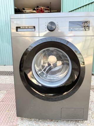 Lavadora LG 9kg. NUEVA.solo2 meses de uso