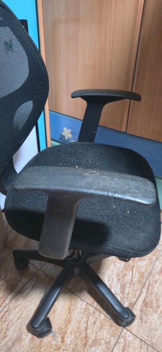 Silla giratoria de escritorio Urge vender
