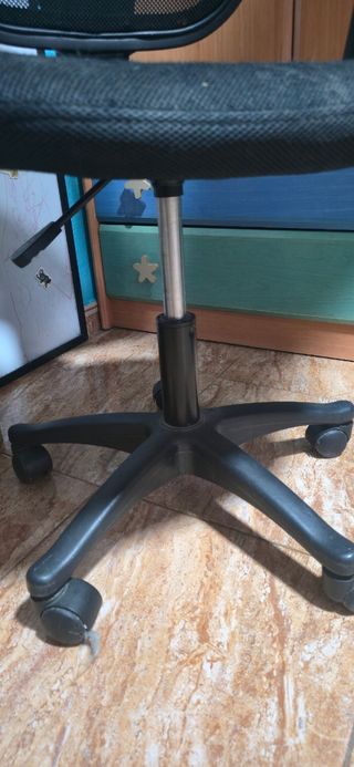 Silla giratoria de escritorio Urge vender