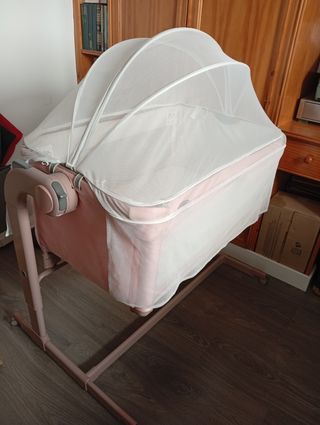 SOLO VENTA EN MALAGA CAPITAL.
Minicuna Chicco rosa