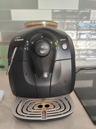 Cafetera Philips Saeco Super Automática