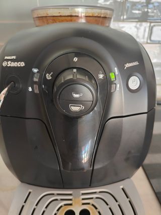 Cafetera Philips Saeco Super Automática