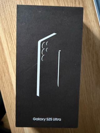 Samsung Galaxy S25 Ultra Caja Negra