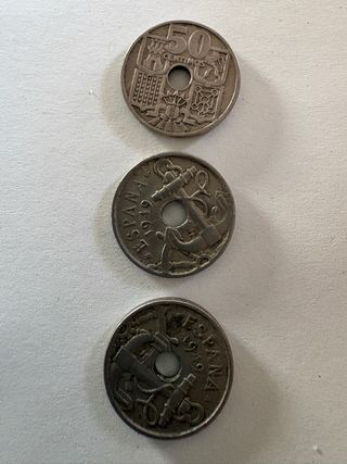 Monedas antiguas España 1949 y 50 céntimos. 