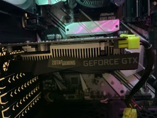 ZOTAC GAMING GTX 1650 SUPER 4GB (Negociable)