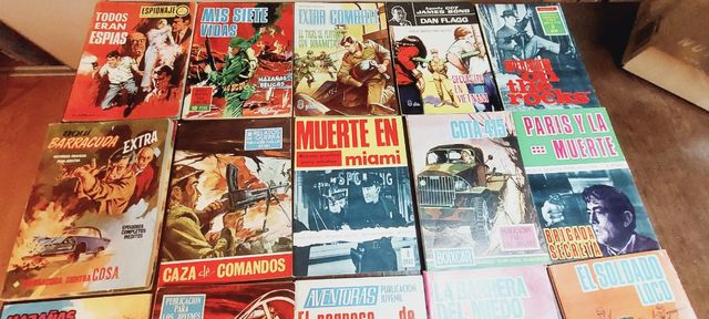 25 comic antiguo de bolsillo.