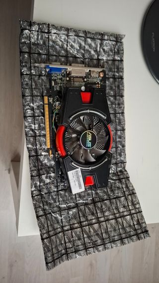 ASUS GTX 650 Tarjeta Gráfica