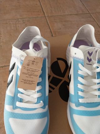 Scarpe Hummel bianche e blu