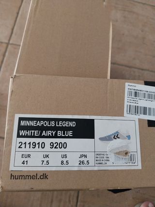 Scarpe Hummel bianche e blu