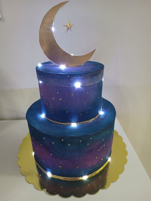 Torta scenografica scatola contenitore