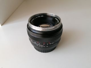 Carl Zeiss Planar 50mm f/1.4 ZE