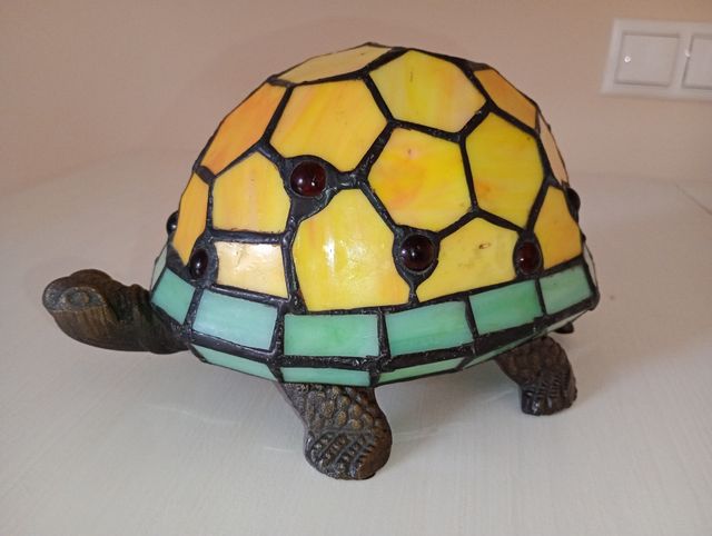 Lámpara Tortuga Vidriera Tiffany.