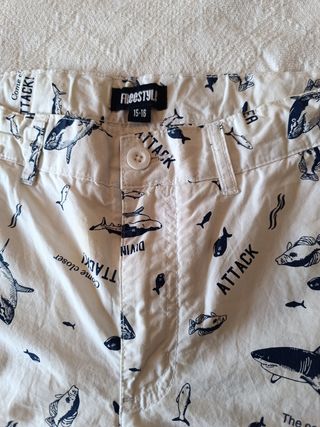 Bermudas Freestyle niño Tiburones Talla M