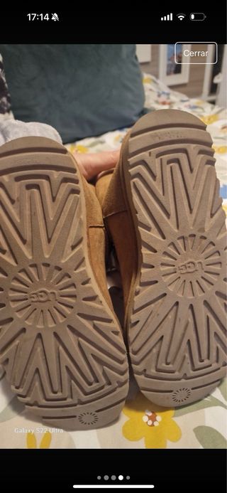 Botas UGG marrones con lazo