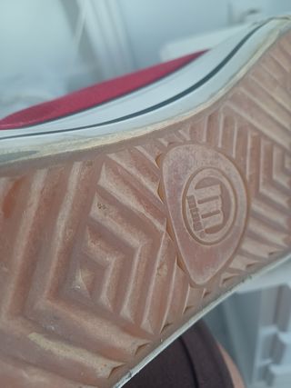 Zapatillas lona Mustang rojas talla 44